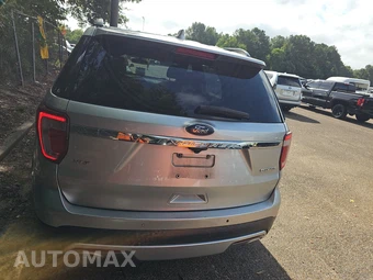 2016 Ford Explorer XLT - miniatura 5