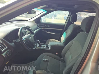 2016 Ford Explorer XLT - miniatura 7