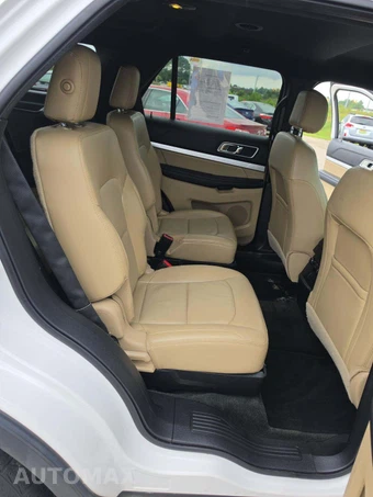 2016 Ford Explorer XLT - miniatura 14