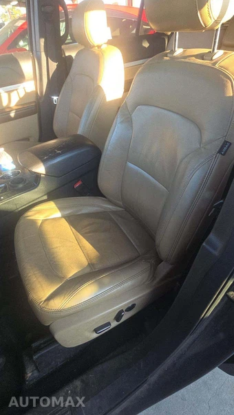 2016 Ford Explorer XLT - miniatura 37