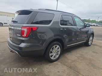 2016 Ford Explorer XLT - miniatura 4
