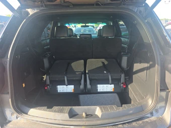 2016 Ford Explorer XLT – miniatura 17