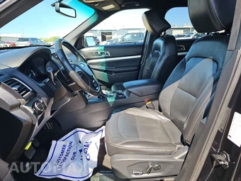 2016 Ford Explorer XLT - miniatura 7