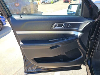 2016 Ford Explorer XLT - miniatura 9