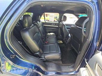 2016 Ford Explorer XLT – miniatura 17