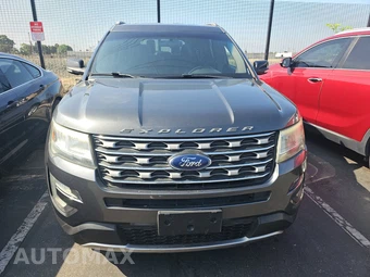 2016 Ford Explorer XLT - miniatura 2