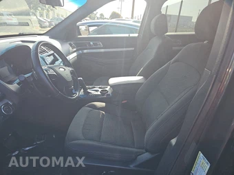 2016 Ford Explorer XLT - miniatura 7