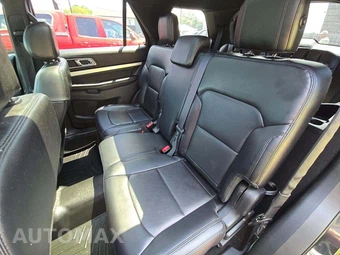 2016 Ford Explorer XLT - miniatura 13