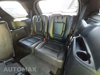 2016 Ford Explorer XLT - miniatura 14