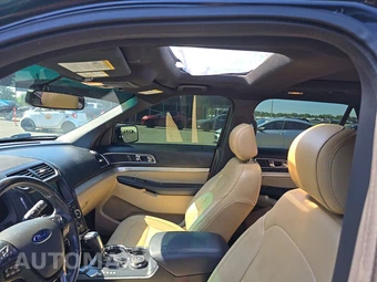 2016 Ford Explorer XLT – miniatura 19
