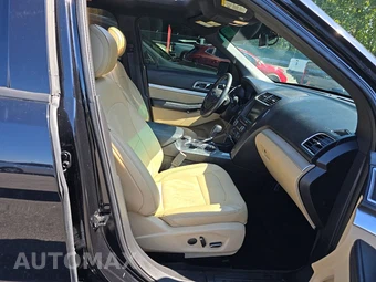 2016 Ford Explorer XLT – miniatura 8