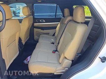 2016 Ford Explorer XLT – miniatura 16