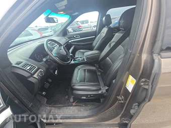 2016 Ford Explorer XLT - miniatura 7