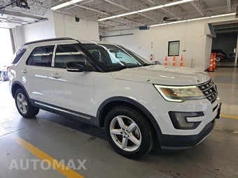 2016 Ford Explorer XLT – miniatura 3