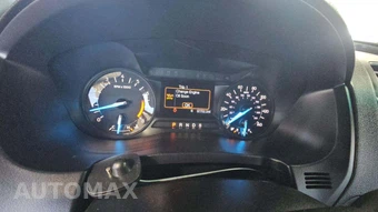 2016 Ford Explorer XLT – miniatura 29