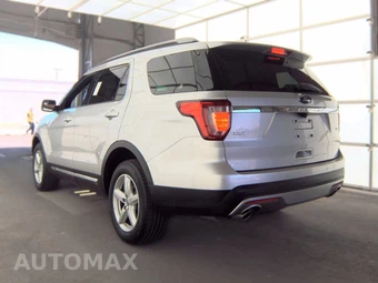 2016 Ford Explorer XLT – miniatura 6