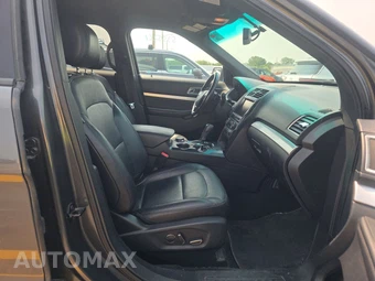 2016 Ford Explorer XLT – miniatura 8