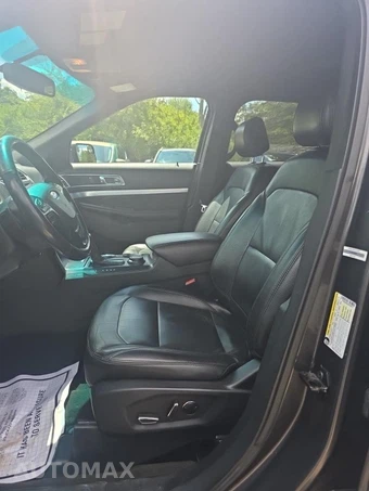2016 Ford Explorer XLT – miniatura 13