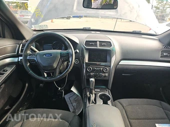 2016 Ford Explorer XLT - miniatura 14