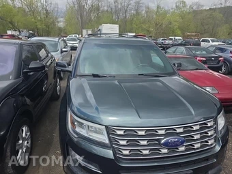 2016 Ford Explorer XLT – miniatura 2