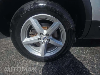 2016 Ford Explorer XLT – miniatura 24