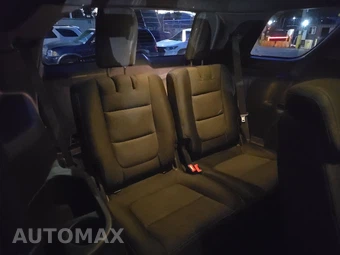 2016 Ford Explorer XLT – miniatura 14