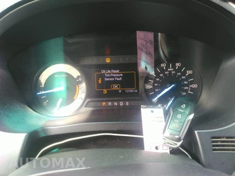 2016 Ford Explorer XLT – miniatura 20
