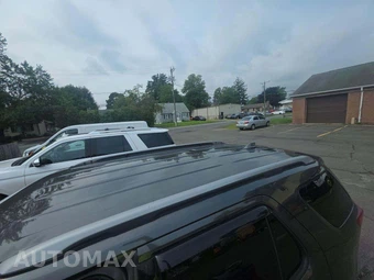 2016 Ford Explorer XLT – miniatura 12