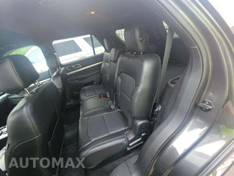 2016 Ford Explorer XLT – miniatura 13