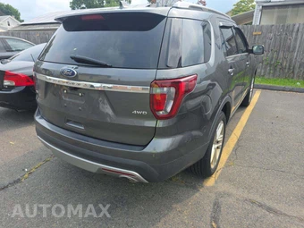 2016 Ford Explorer XLT – miniatura 3