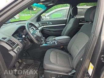 2016 Ford Explorer XLT – miniatura 13