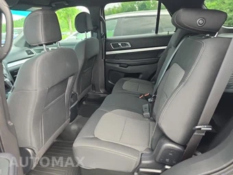 2016 Ford Explorer XLT – miniatura 16