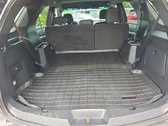 2016 Ford Explorer XLT – miniatura 19