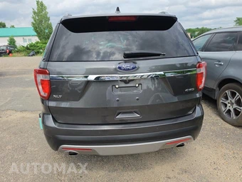 2016 Ford Explorer XLT – miniatura 5