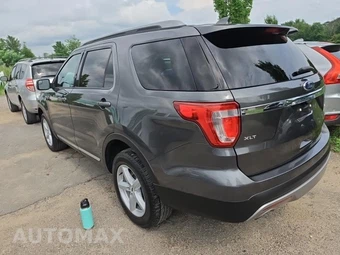 2016 Ford Explorer XLT – miniatura 6