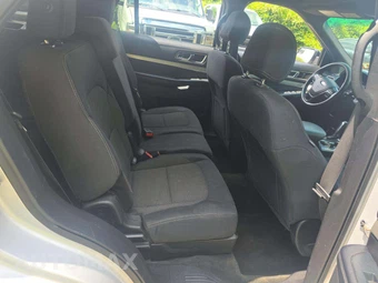 2016 Ford Explorer XLT - miniatura 17
