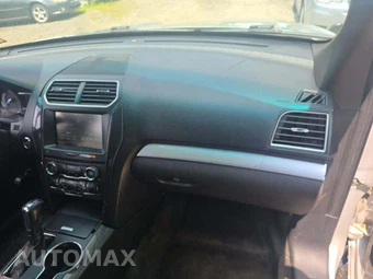 2016 Ford Explorer XLT - miniatura 20