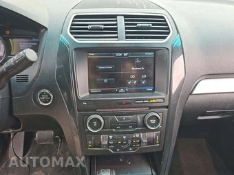 2016 Ford Explorer XLT - miniatura 7
