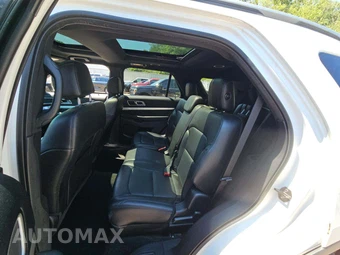 2016 Ford Explorer XLT - miniatura 13