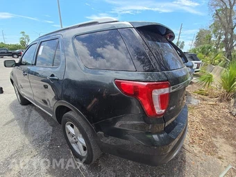 2016 Ford Explorer XLT - miniatura 6