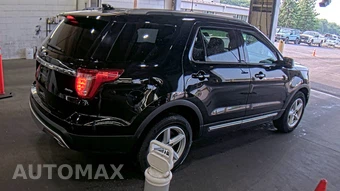 2016 Ford Explorer XLT – miniatura 4