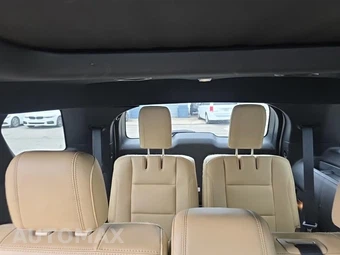 2016 Ford Explorer XLT – miniatura 17