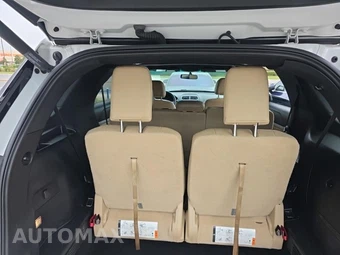 2016 Ford Explorer XLT – miniatura 21