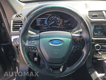 2016 Ford Explorer XLT – miniatura 10