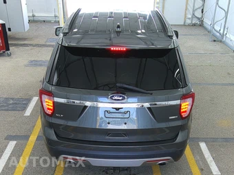 2016 Ford Explorer XLT – miniatura 5