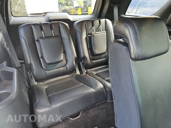 2016 Ford Explorer XLT - miniatura 14