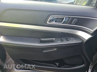 2016 Ford Explorer XLT - miniatura 9