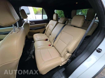 2016 Ford Explorer XLT - miniatura 13