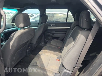 2016 Ford Explorer XLT – miniatura 13