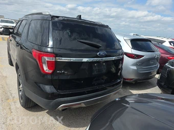 2016 Ford Explorer XLT – miniatura 5